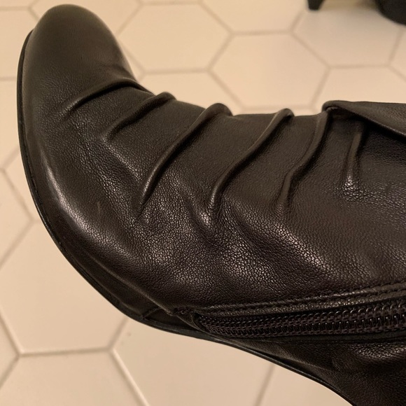 Stefany P. Brown Leather Booties - Picture 5 of 8
